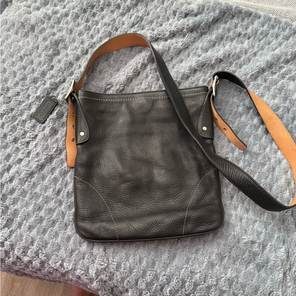 Vintage Coach Black Pebbled Leather Crossbody Bag